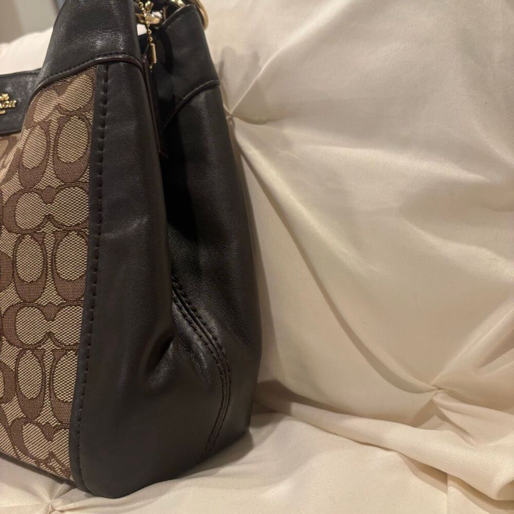 COACH Small Lexy Shoulder Bag in Signature Jacquard Brown Handbag EUC - Picture 4 of 9